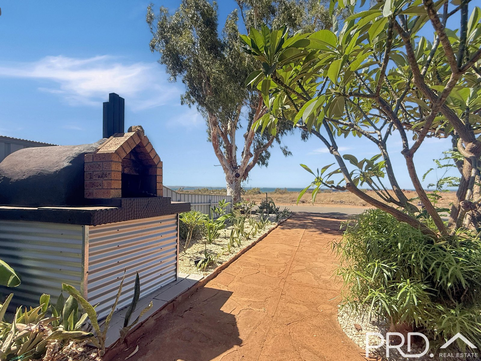 11 Patterson Crescent DAMPIER 20