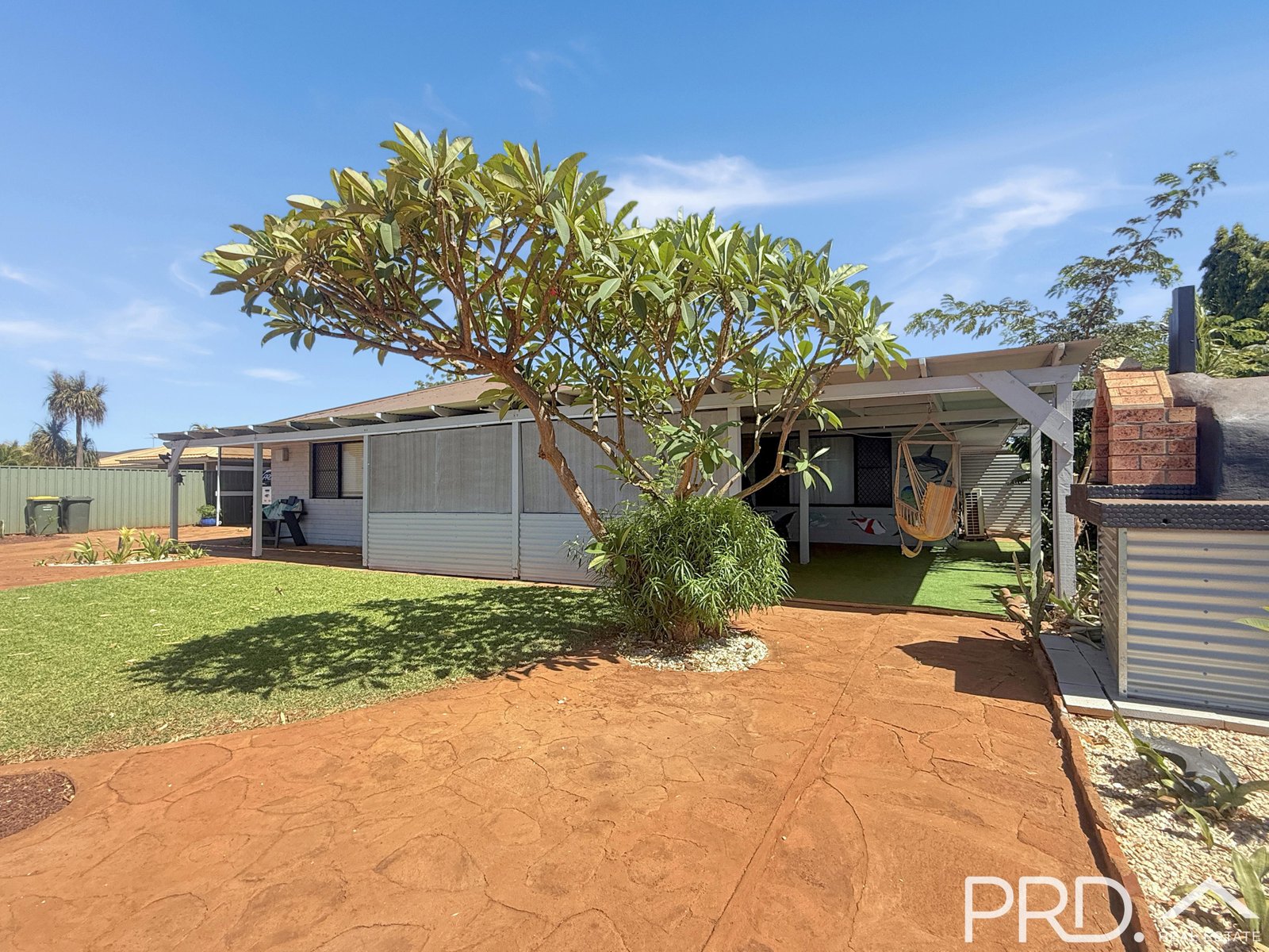 11 Patterson Crescent DAMPIER 21