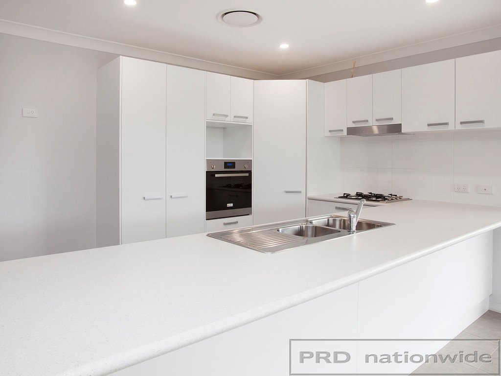 11 Peel Close THORNTON 3