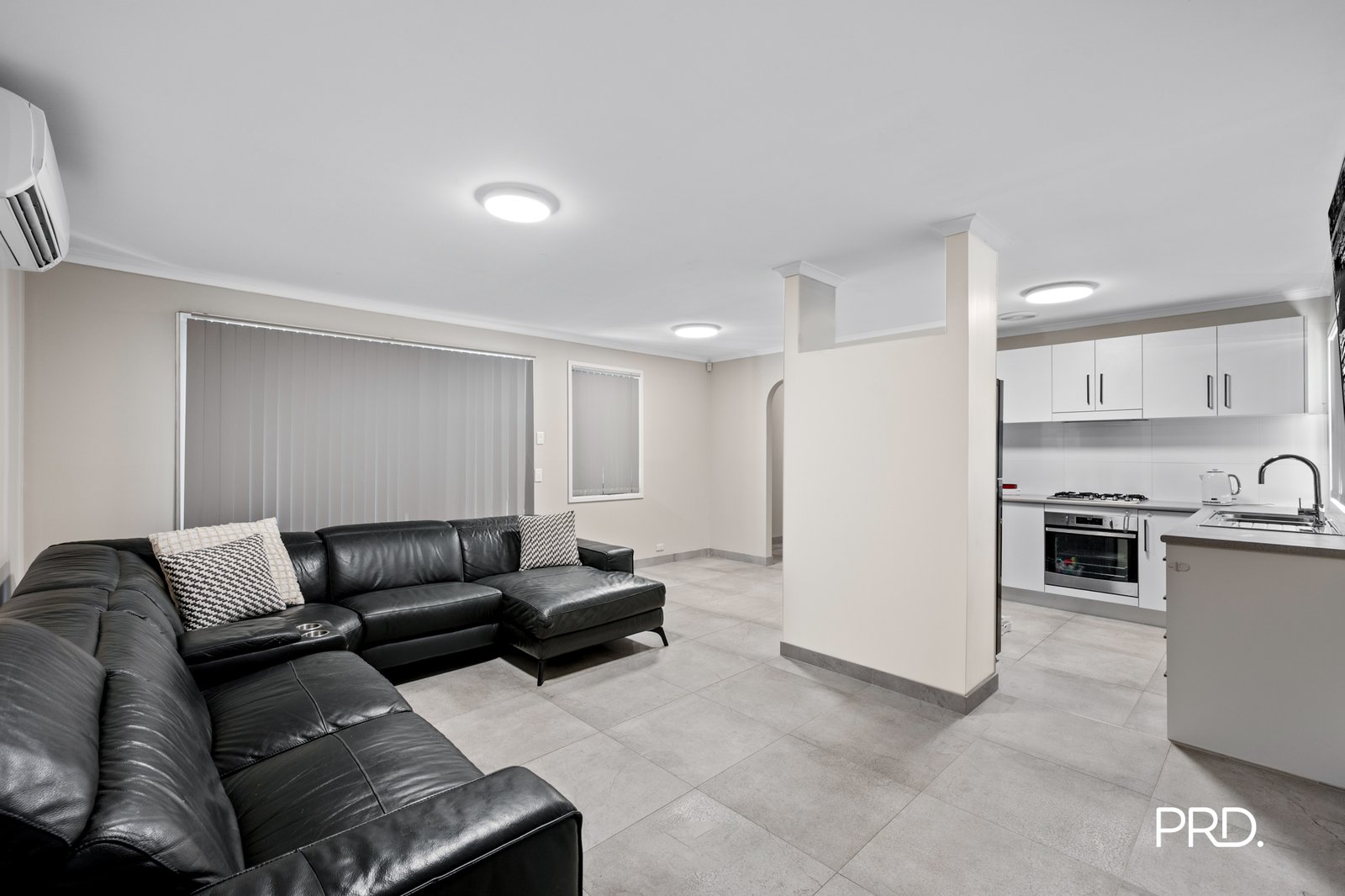 11 Pelsart Street PENRITH 4