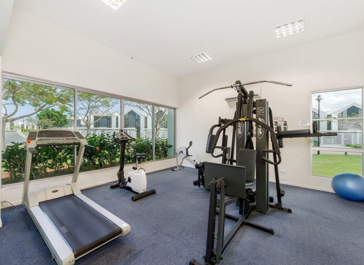 11 Peninsula Drive Robina 8