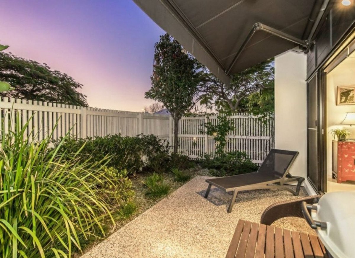 11 Peninsula Drive Robina 7