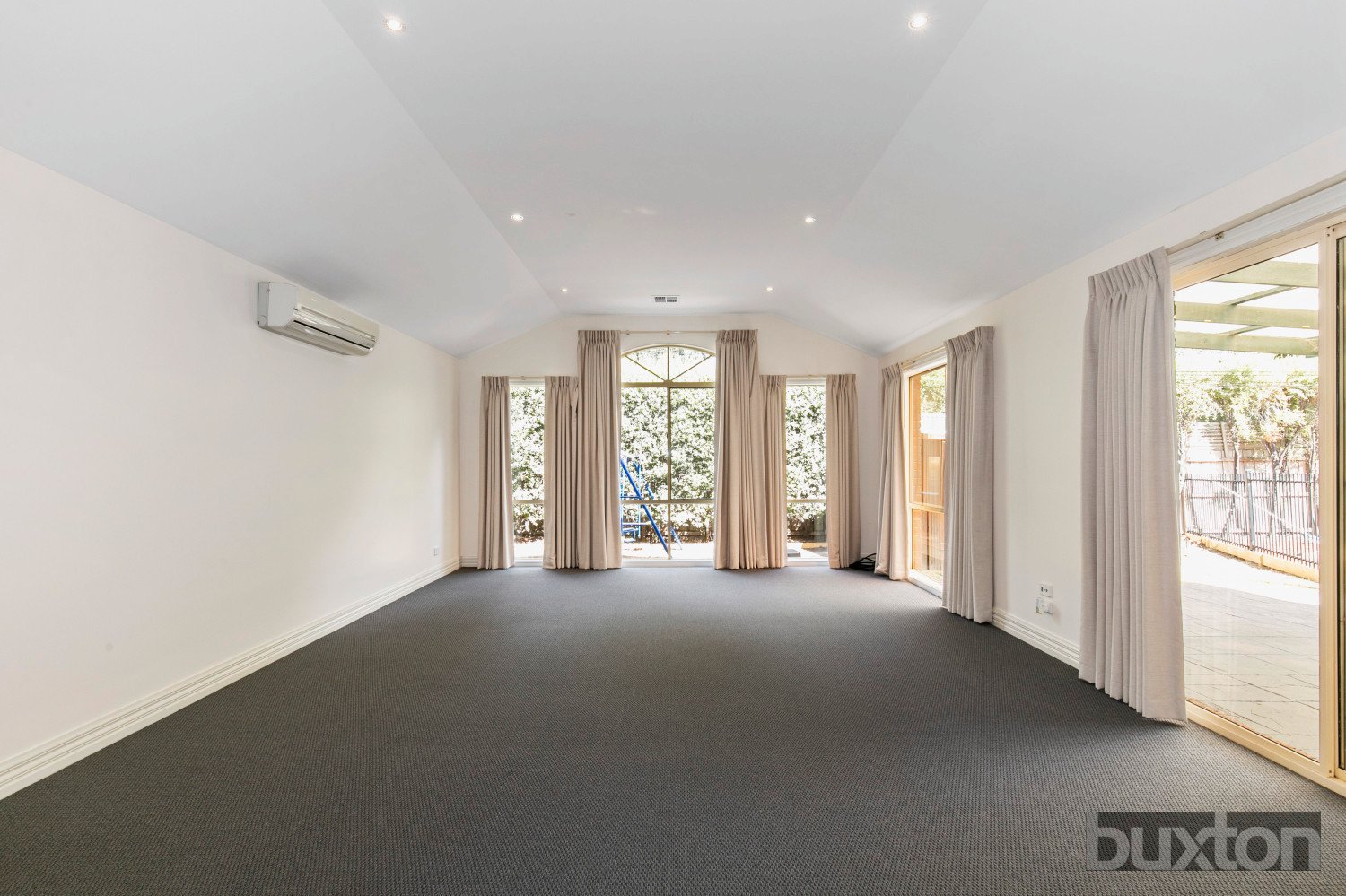 Gallery: 11 Peppermint Court