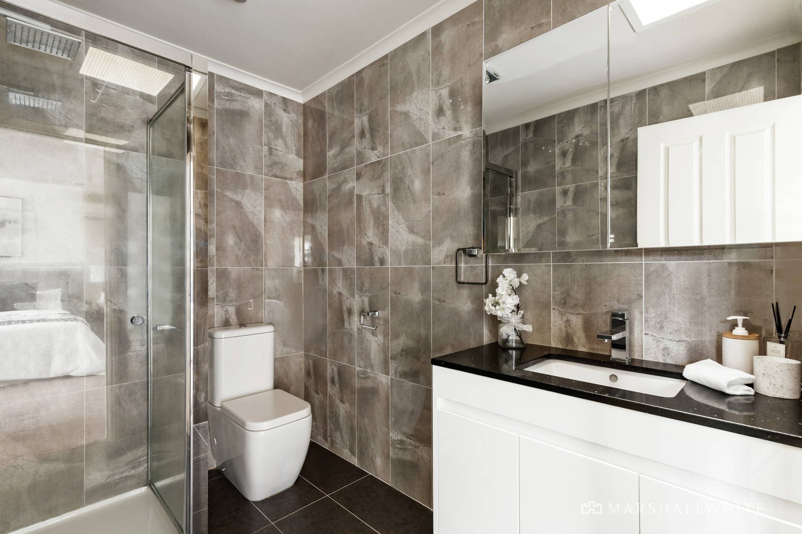 11 Peppermint Grove, Box Hill South, VIC