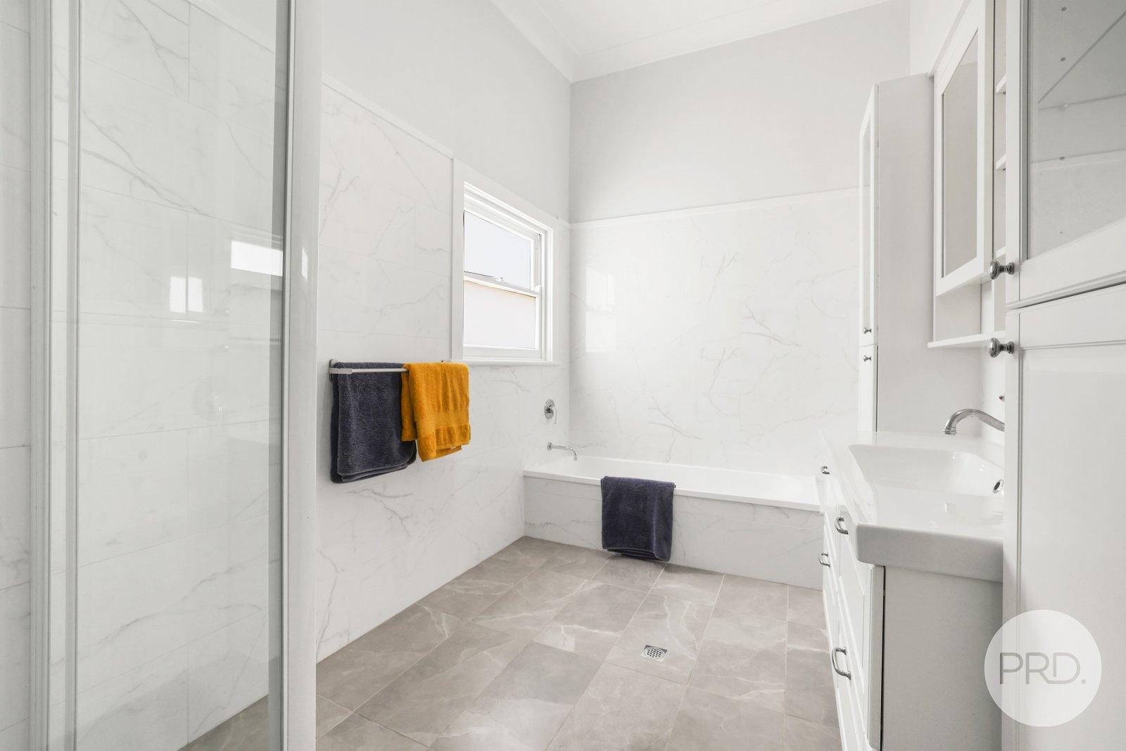 11 Peregrine Avenue TAMWORTH 18