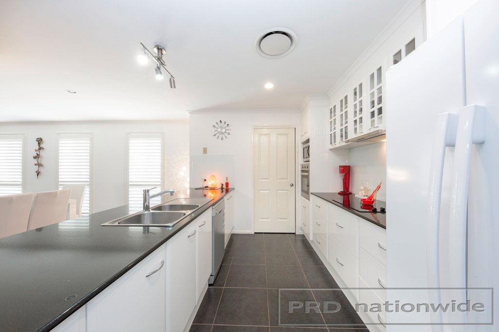 11 Peregrine Close ABERGLASSLYN 7