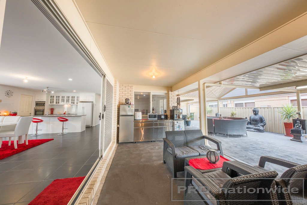 11 Peregrine Close ABERGLASSLYN 18