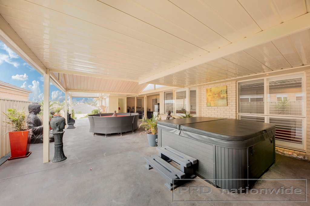 11 Peregrine Close ABERGLASSLYN 20