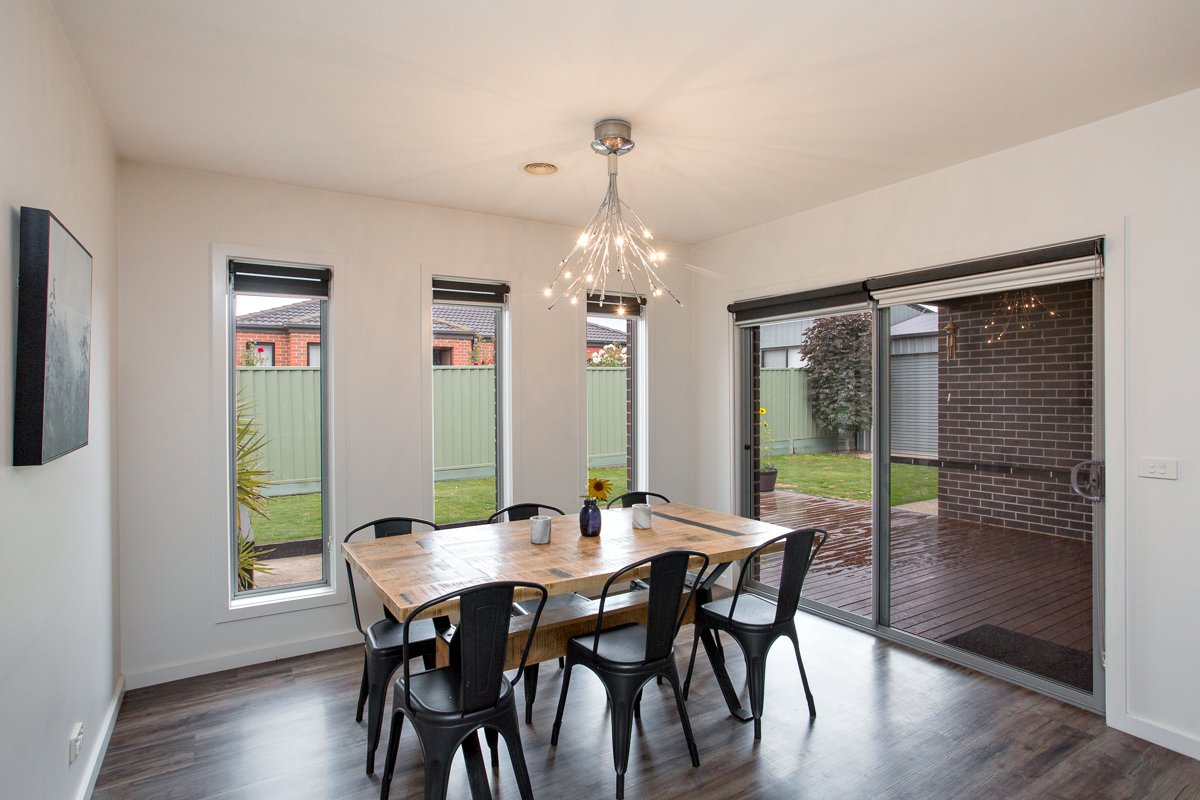 Gallery: 11 Pettett Close