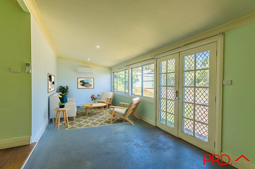 11 Phillip Street TAMWORTH 6