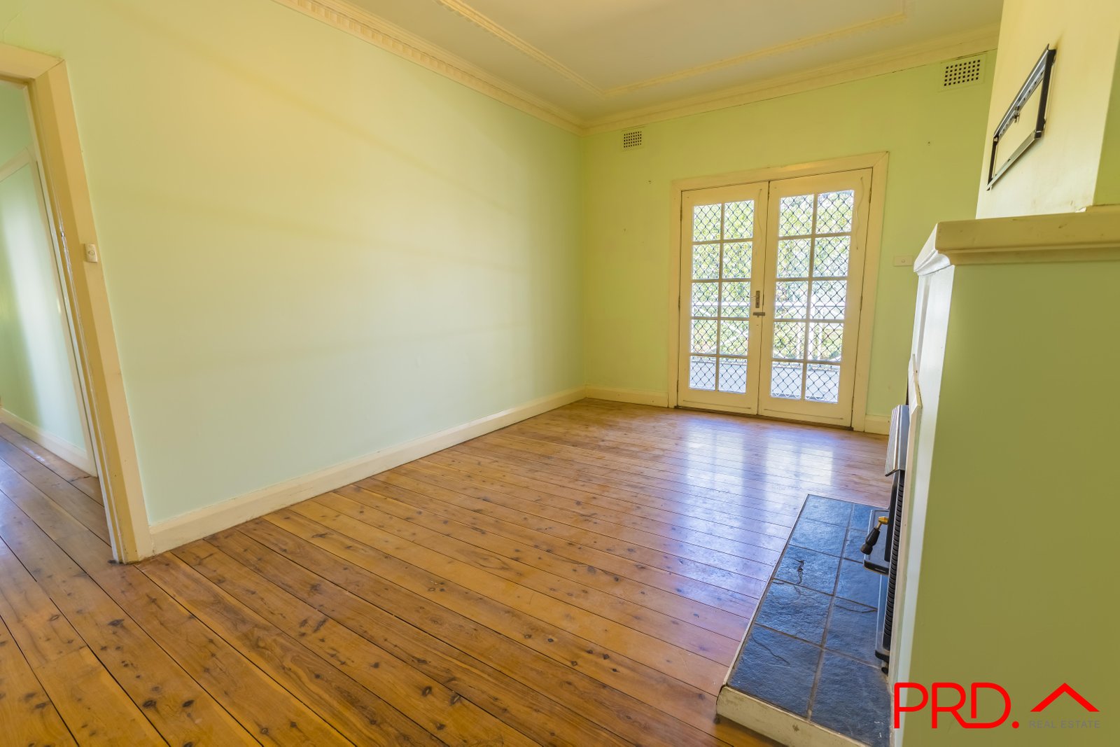 11 Phillip Street TAMWORTH 11