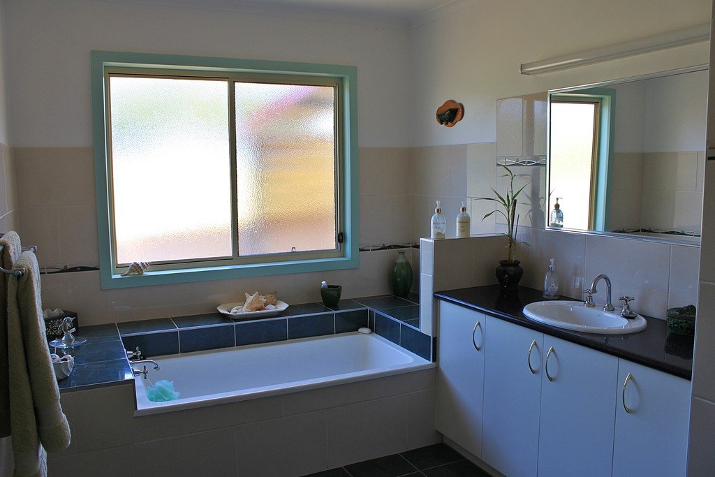 11 Pierce Street KHANCOBAN 9