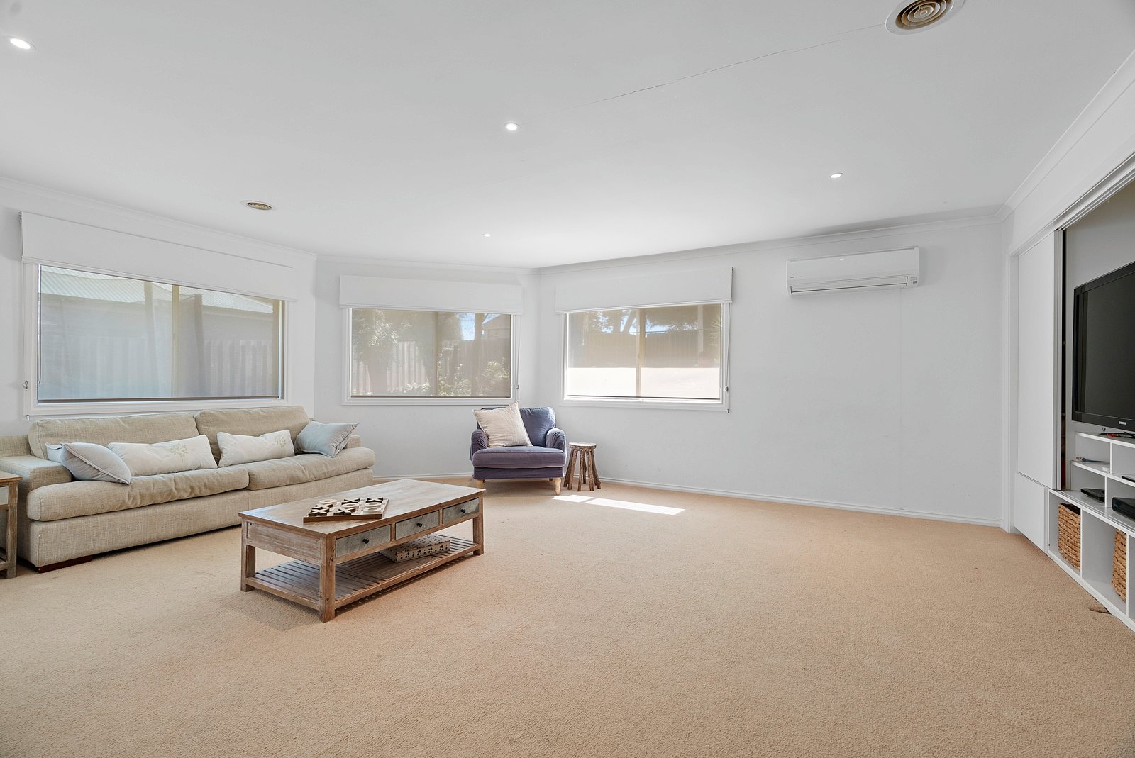 Real Estate and Property in 11 Pinelea Grove, Gisborne, VIC