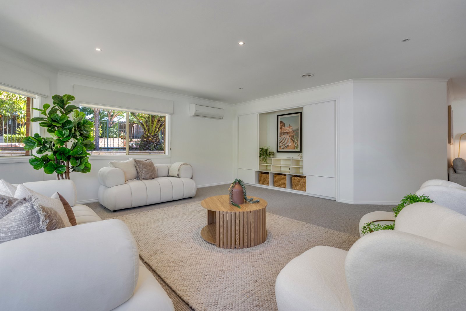 Real Estate and Property in 11 Pinelea Grove, Gisborne, VIC