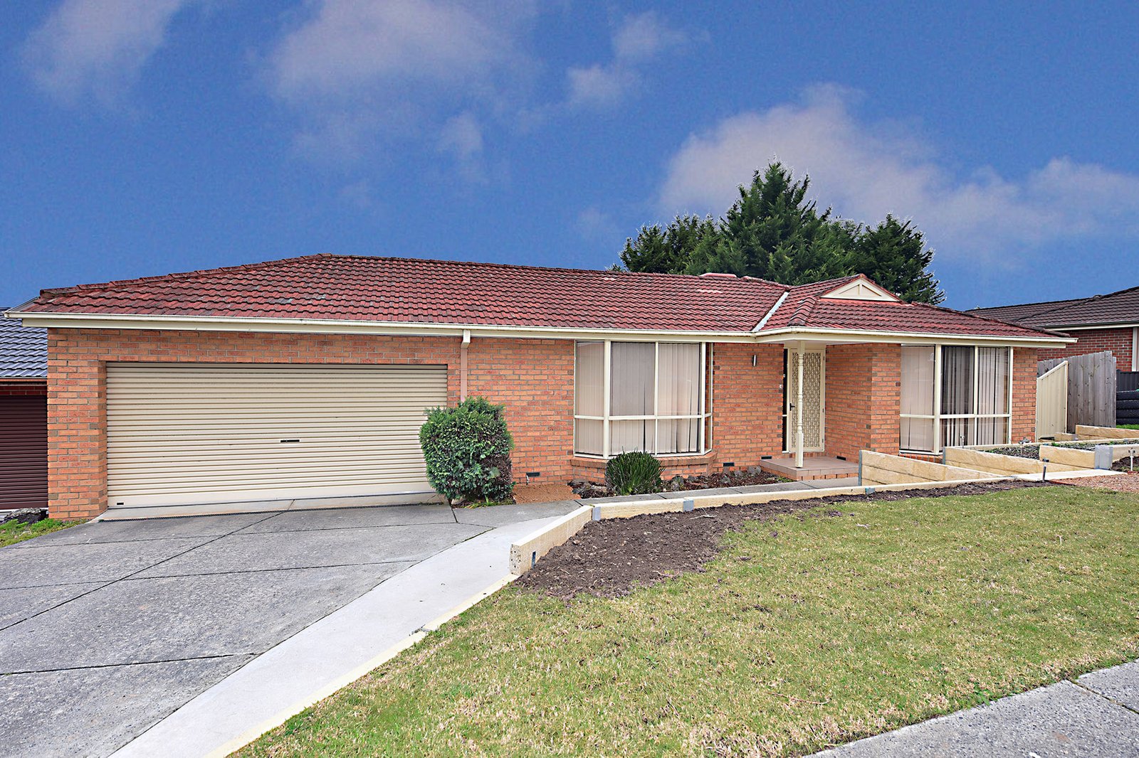 Photos: 11 Pinto Close
