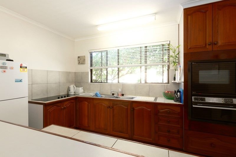 11 Pleasant Drive CANNONVALE 3