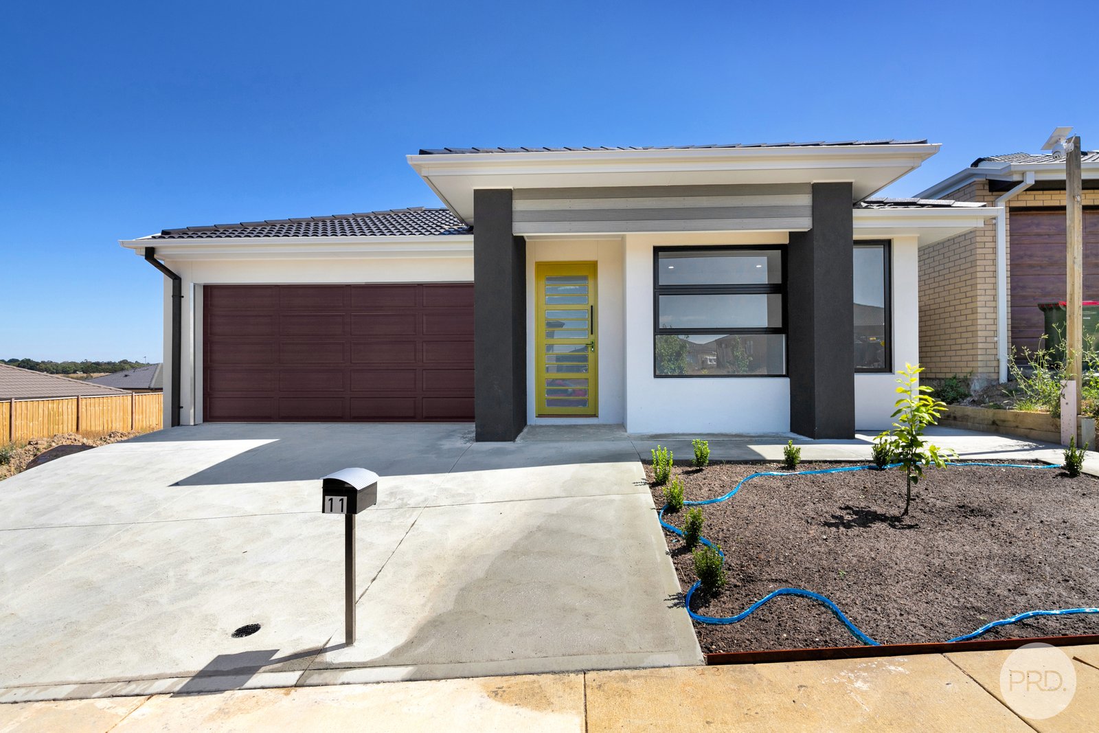 11 Plymouth Way SMYTHES CREEK 1