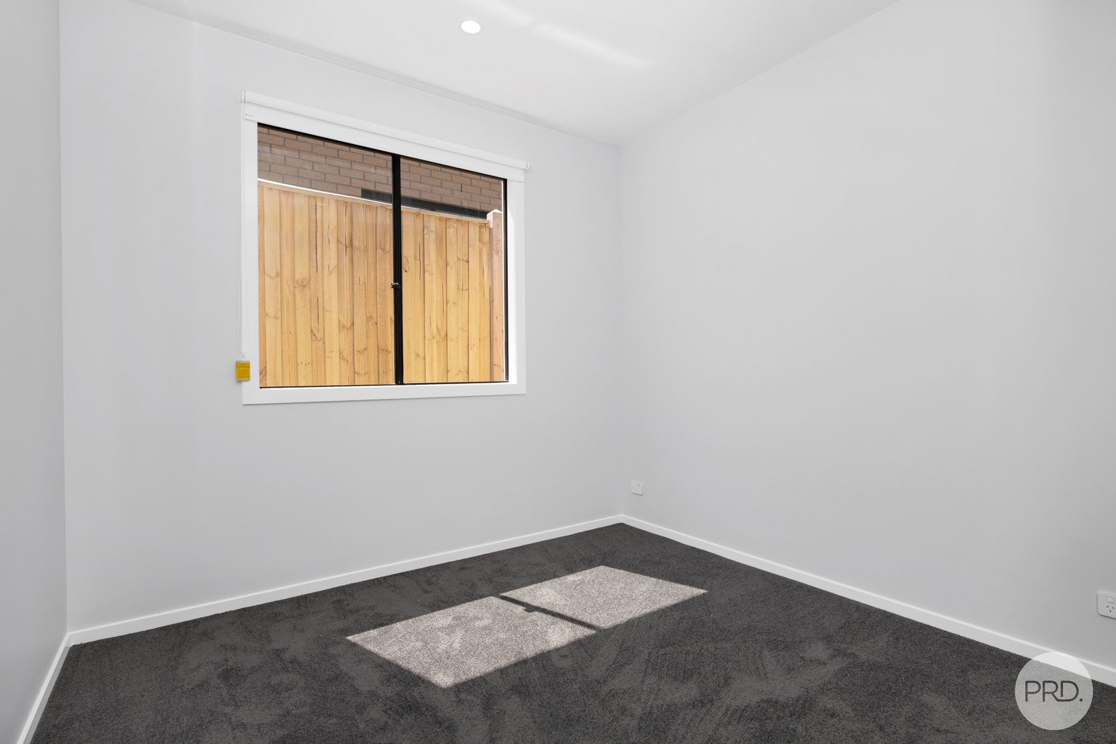 11 Plymouth Way SMYTHES CREEK 12