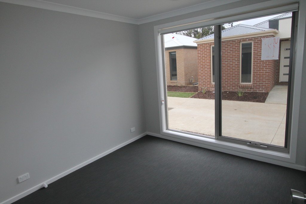 11 Pozieres Place SEBASTOPOL 5