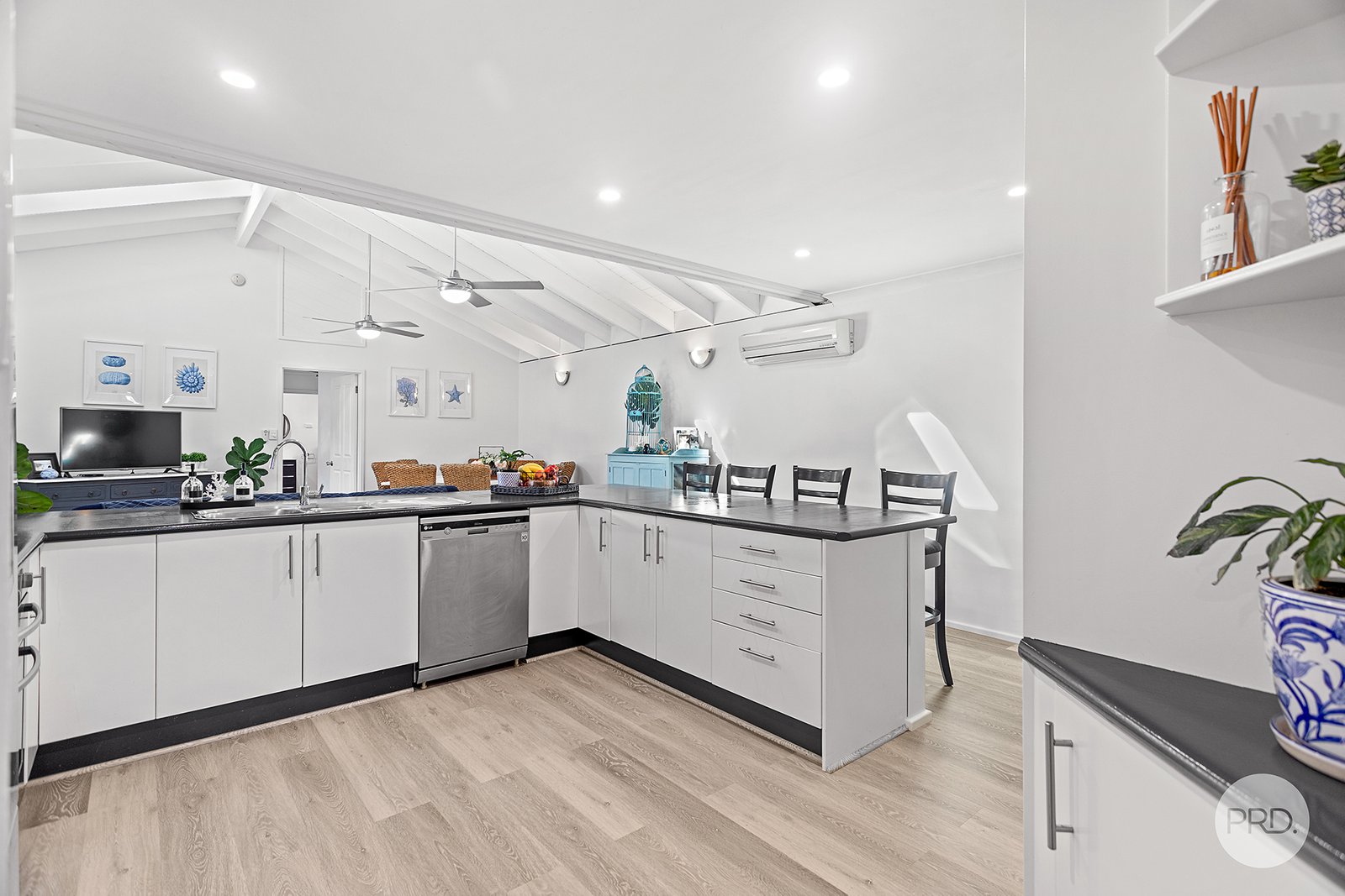 11 Prentice Place ANNA BAY 12