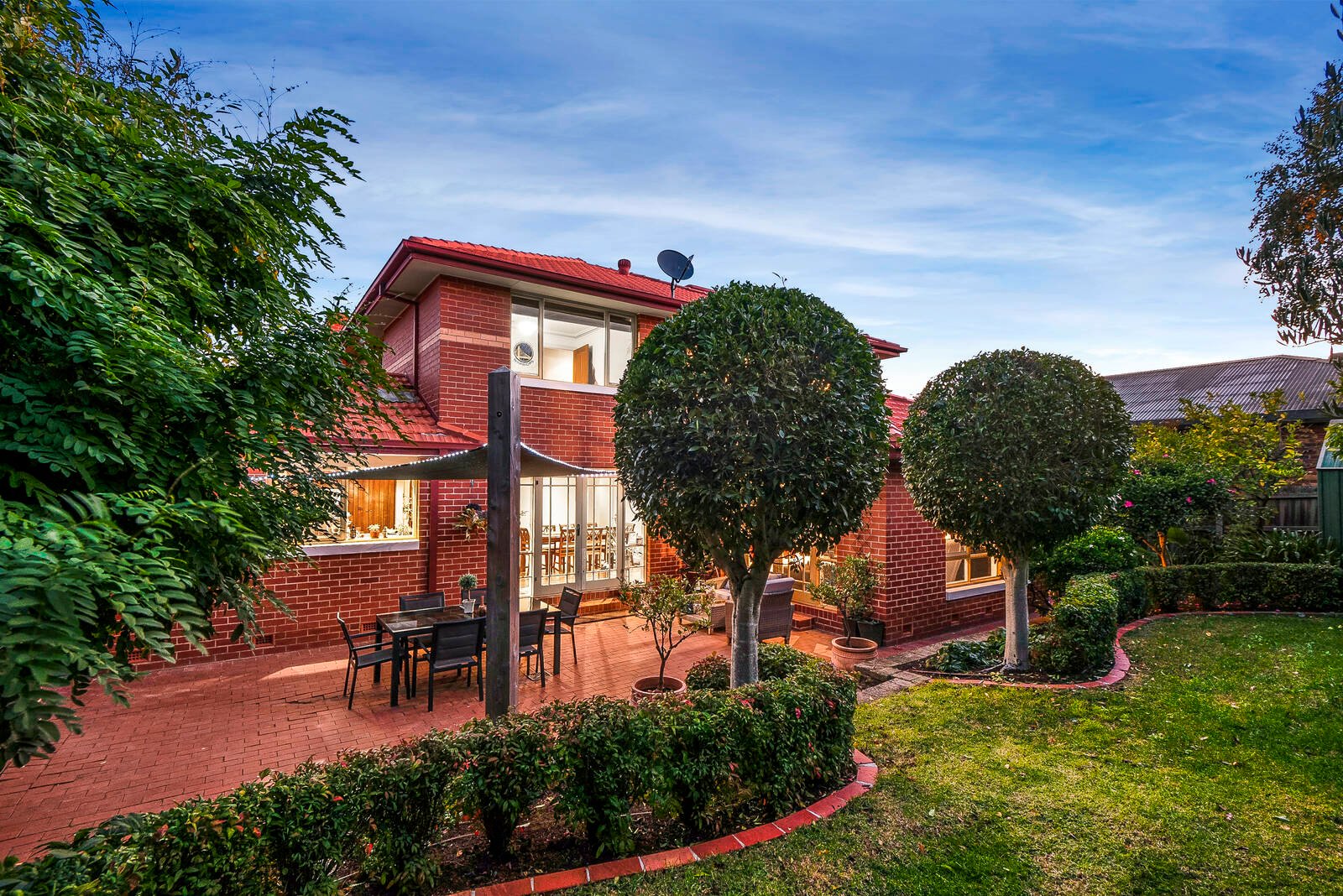 Real Estate and Property in 11 Prestbury Drive, Vermont South, VIC