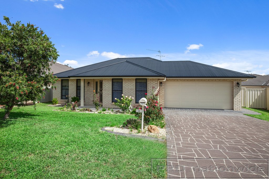 11 Prieska Way EAST MAITLAND 1