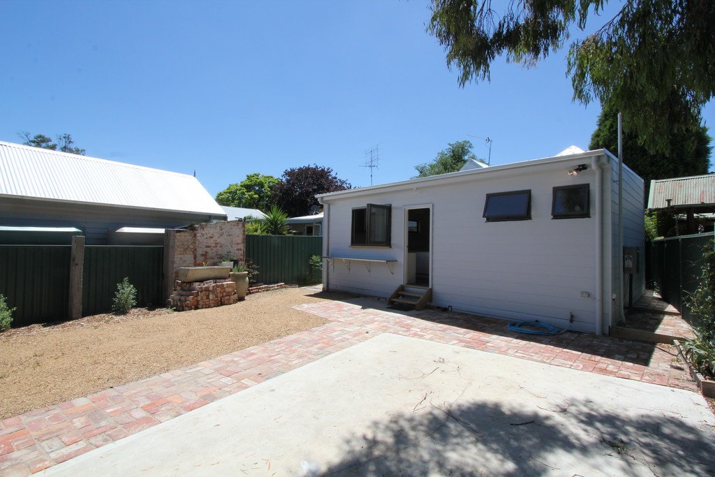 11 Princes Street North BALLARAT EAST 17