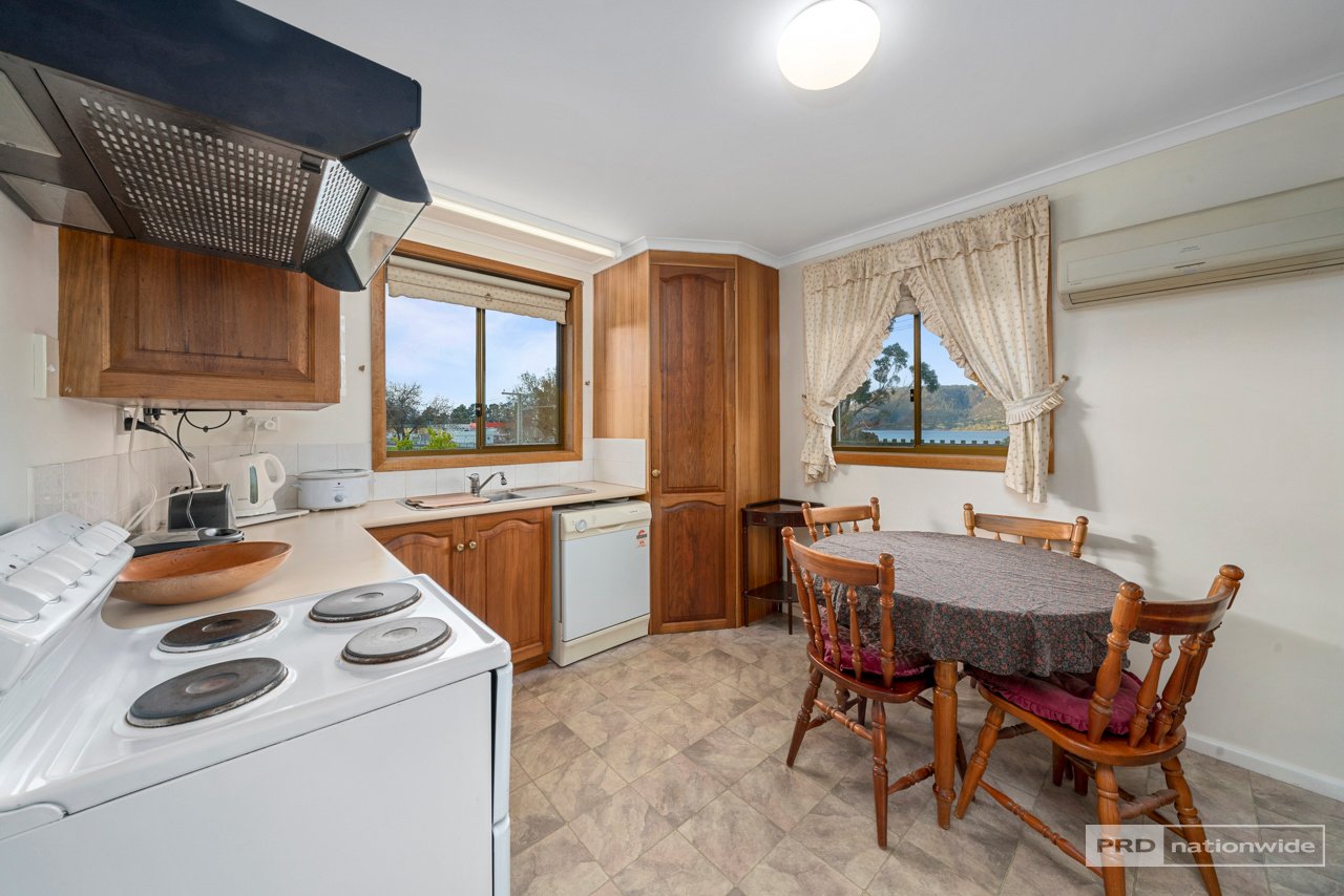 11 Pulkara Circle BERRIEDALE 6