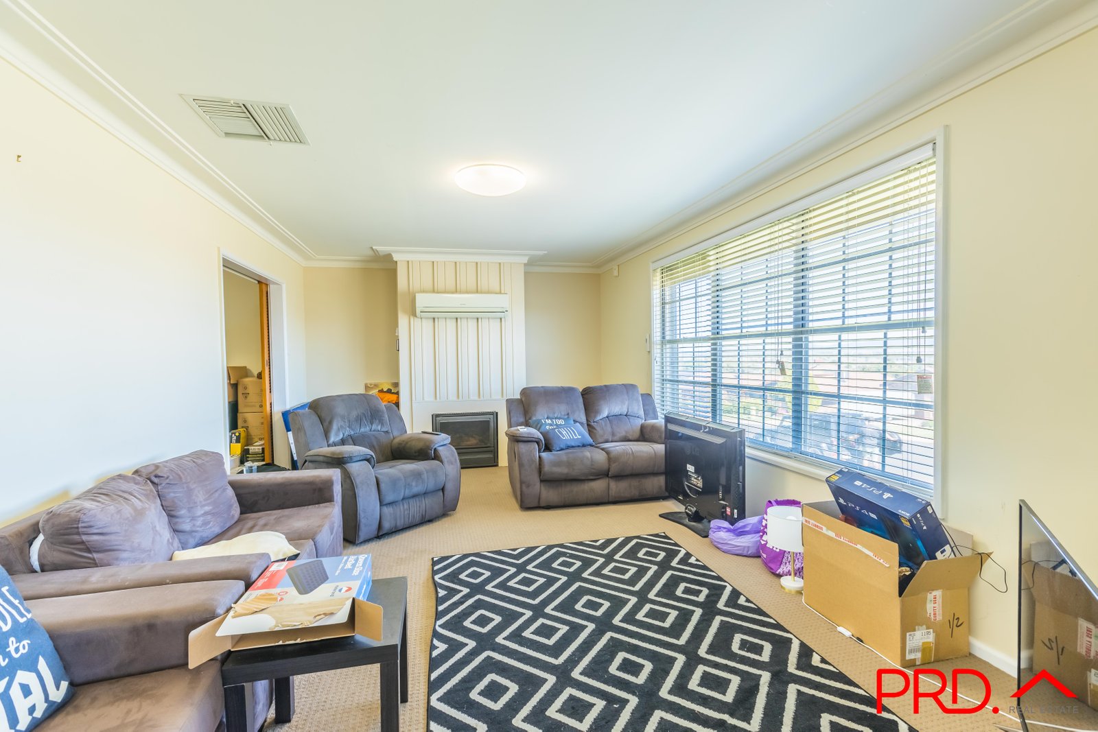 11 Quambi Street TAMWORTH 2