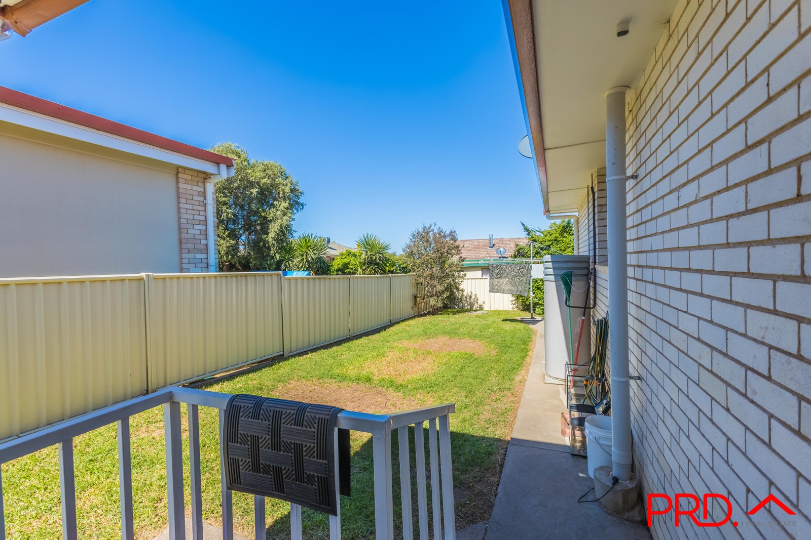 11 Quambi Street TAMWORTH 10
