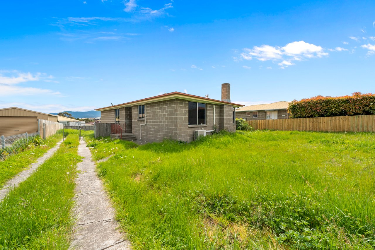 11 Ramsay Street HERDSMANS COVE 1