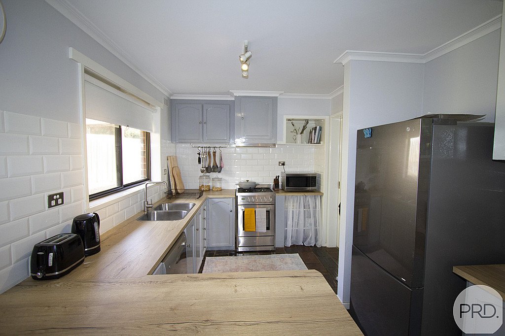 11 Rathkeale Avenue MOUNT HELEN 8