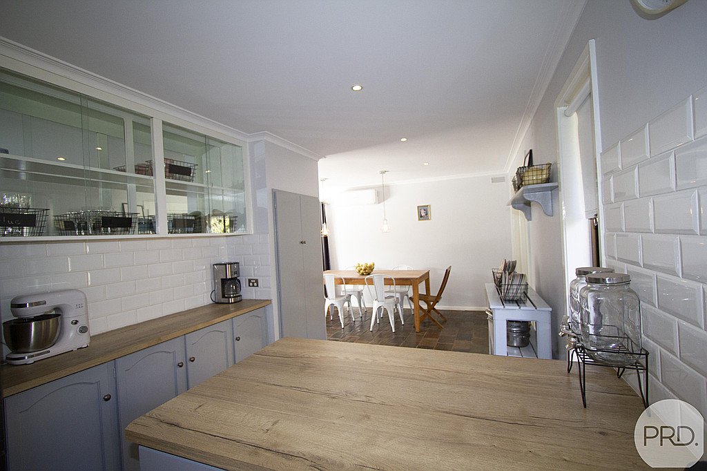 11 Rathkeale Avenue MOUNT HELEN 9