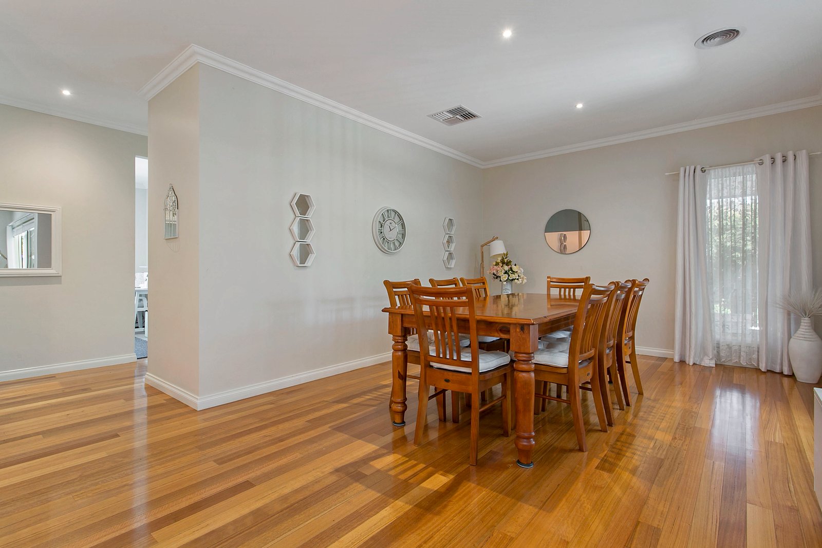 11 Rathlin Avenue JUNORTOUN 4
