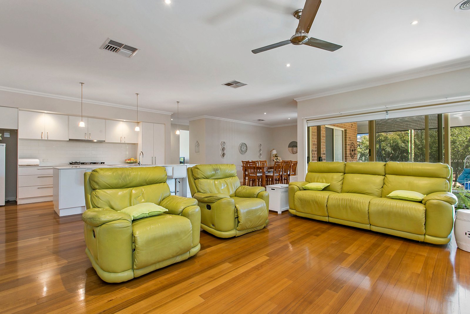 11 Rathlin Avenue JUNORTOUN 5