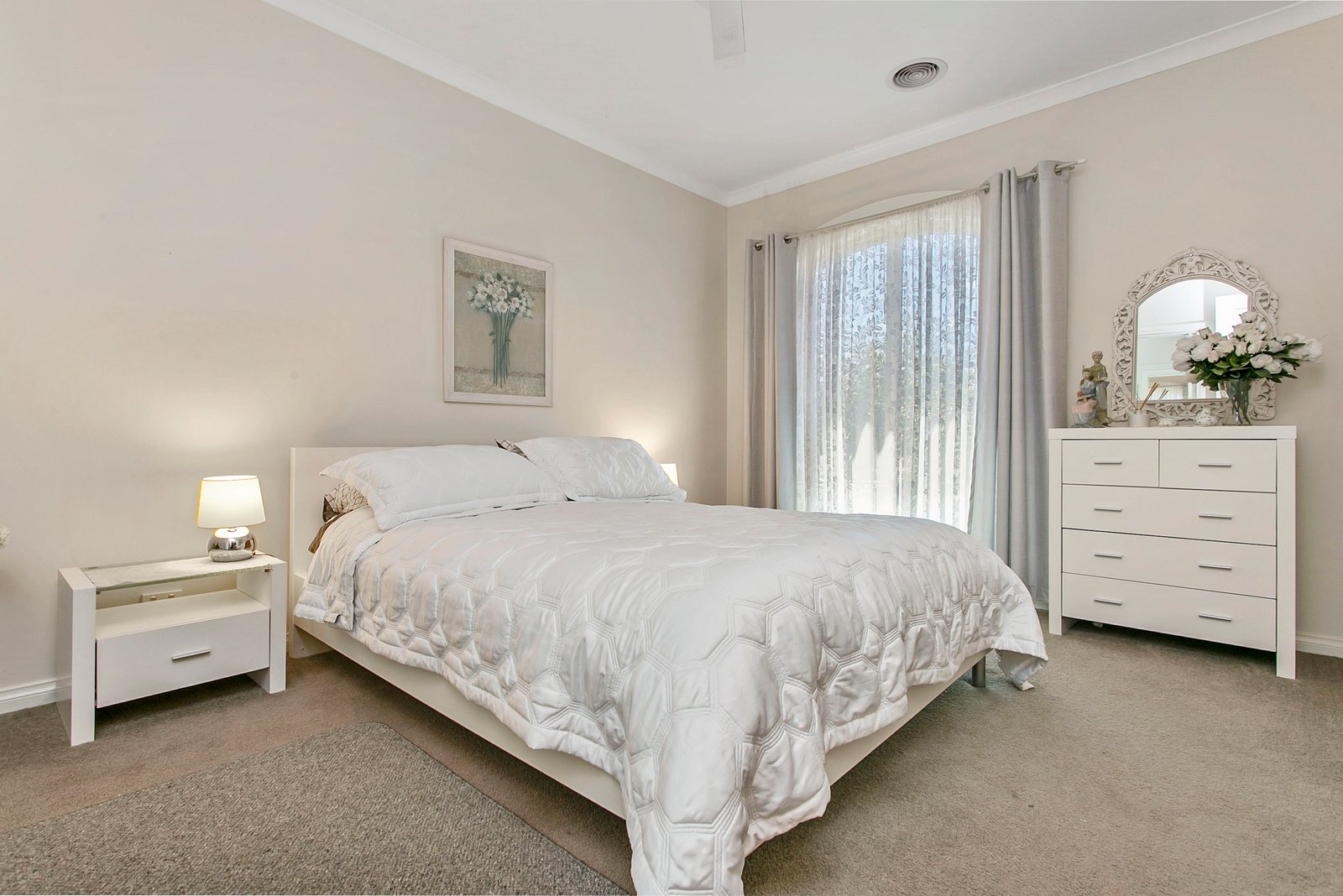 11 Rathlin Avenue JUNORTOUN 8