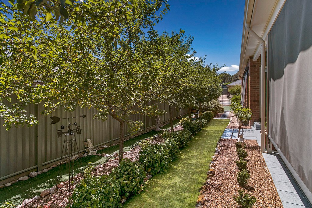 11 Rathlin Avenue JUNORTOUN 15