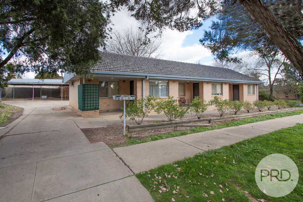 1/1 Raye Street TOLLAND 3