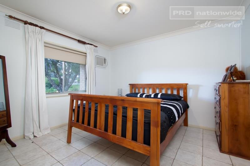 1/1 Raye Street TOLLAND 7