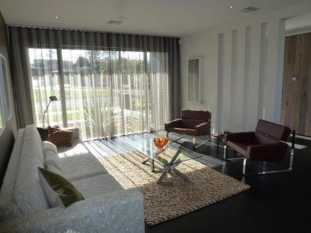 Gallery: 11 Raymond Court