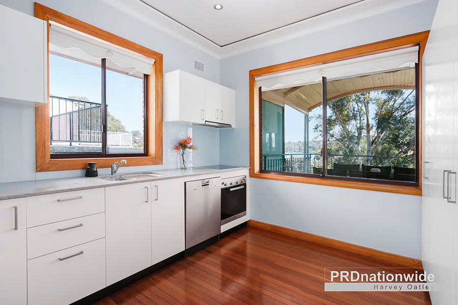 11 Raymond Street OATLEY 7