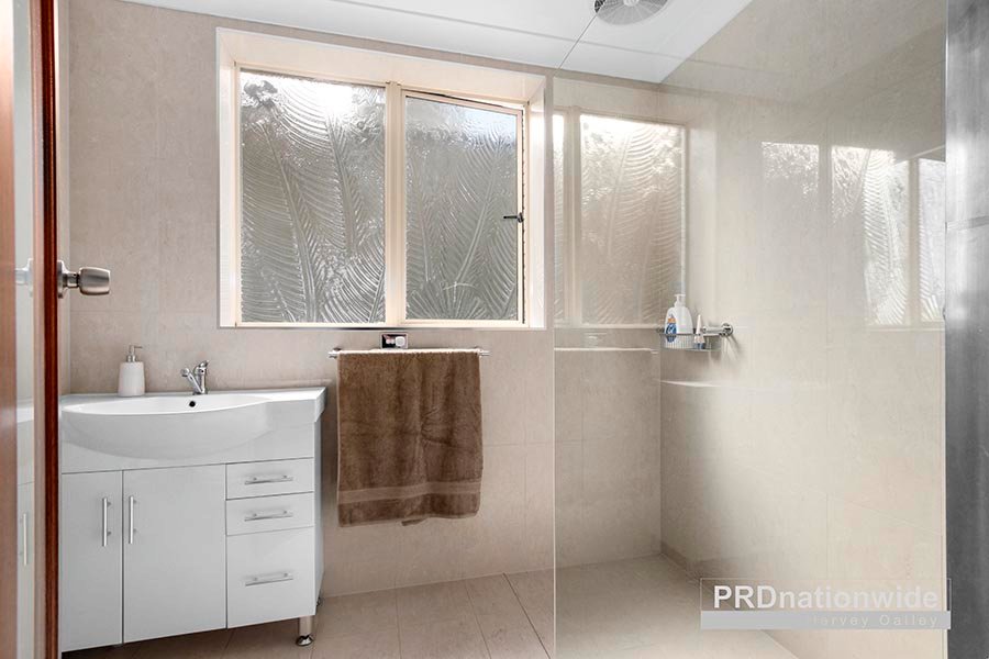 11 Raymond Street OATLEY 10