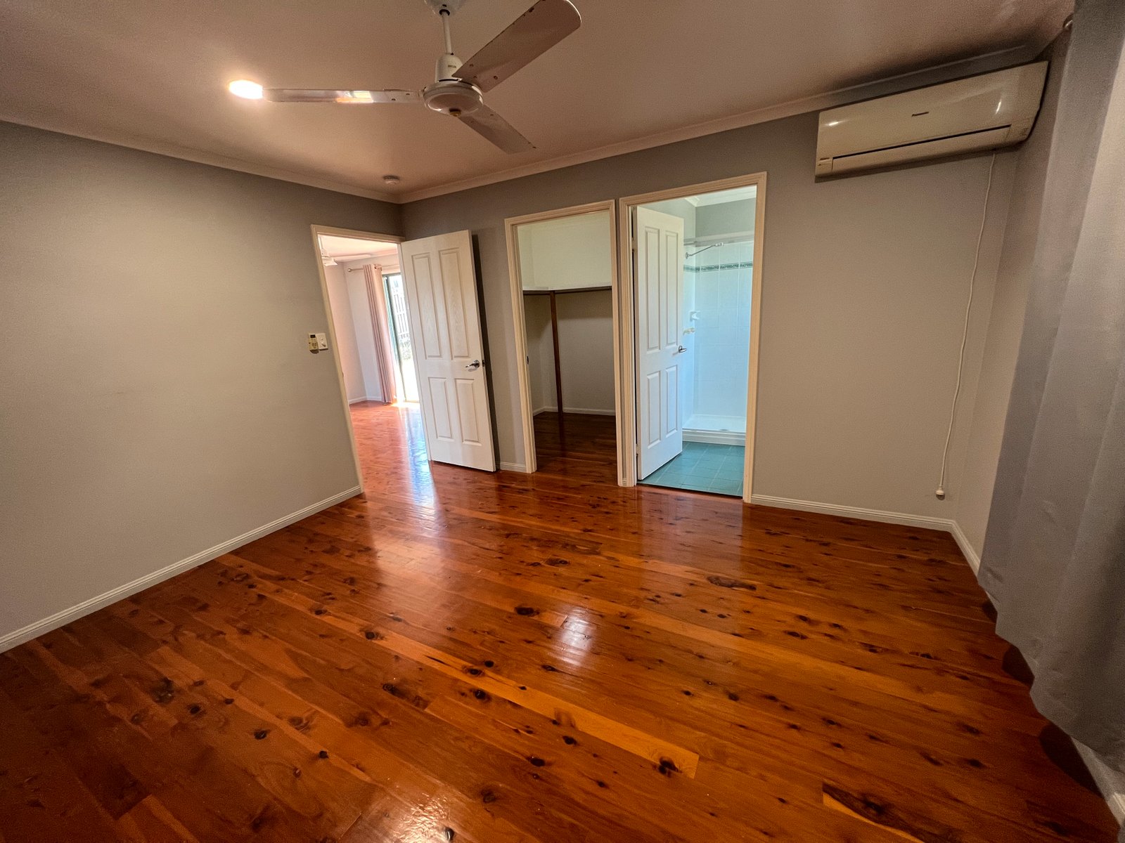 11 Reliance Court CLINTON 8