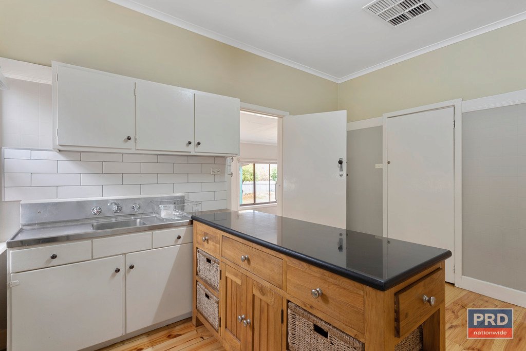11 Reverie Street LONG GULLY 6