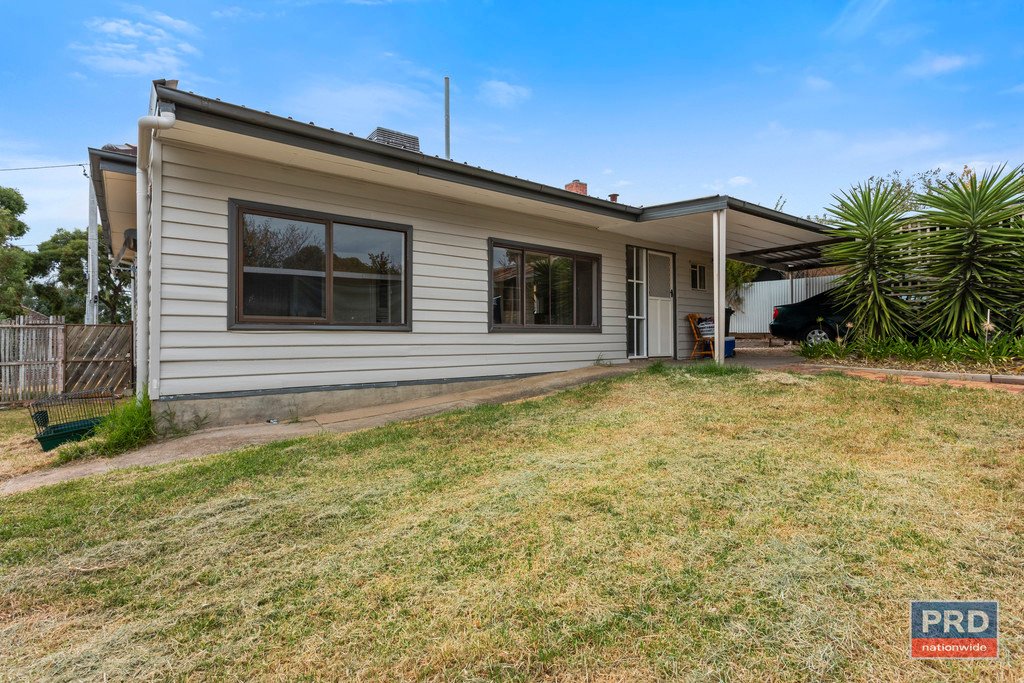 11 Reverie Street LONG GULLY 13