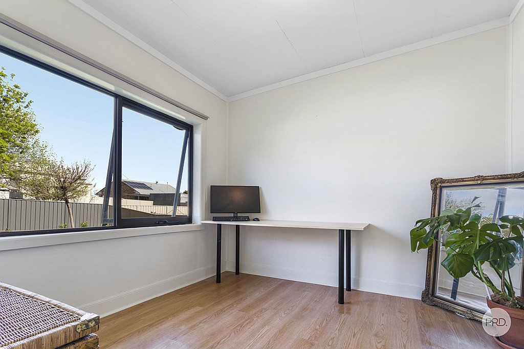 11 Reverie Street LONG GULLY 10