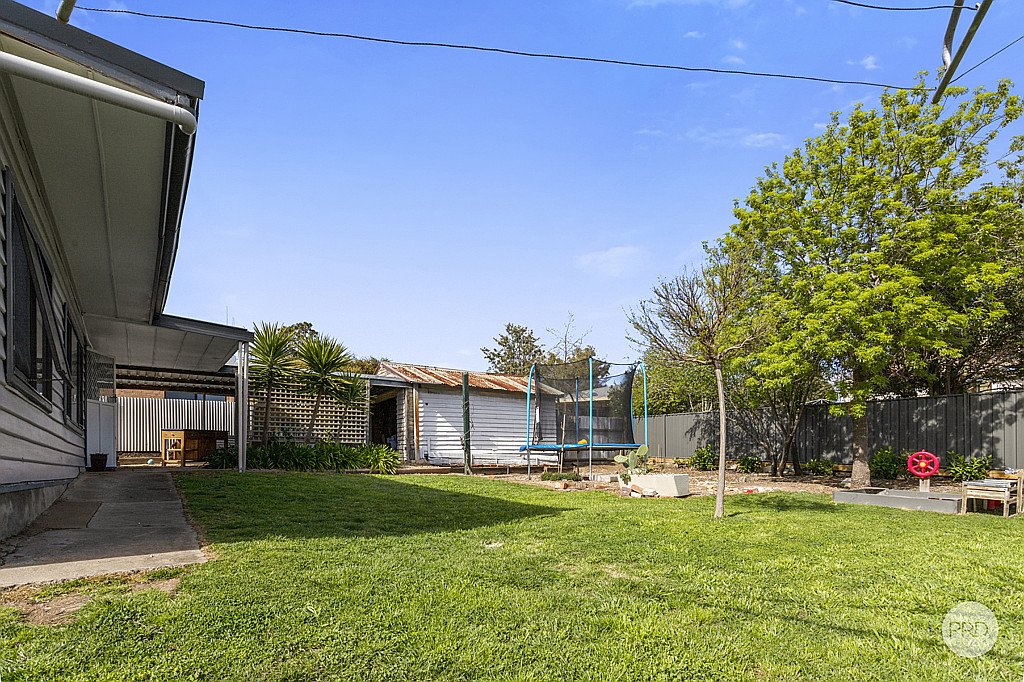 11 Reverie Street LONG GULLY 13