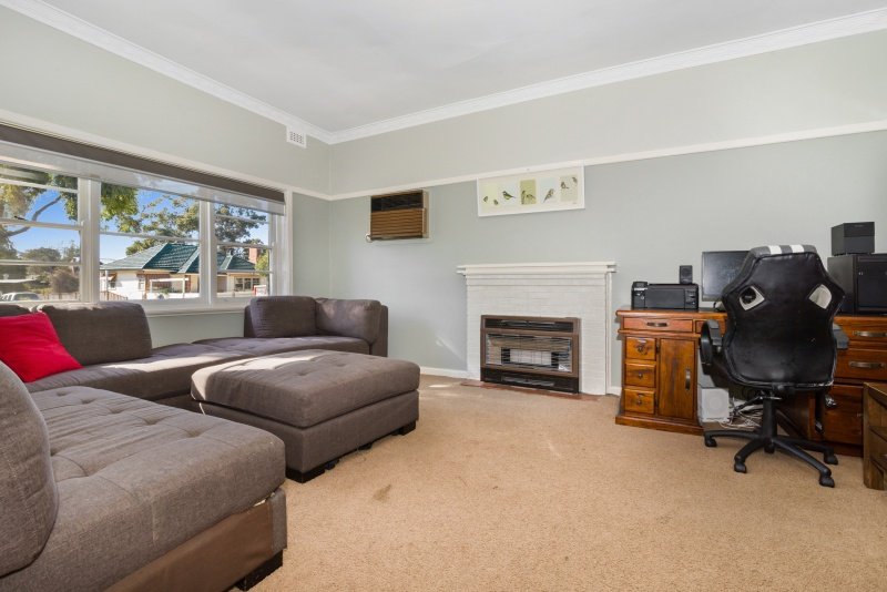 11 Reverie Street LONG GULLY 3