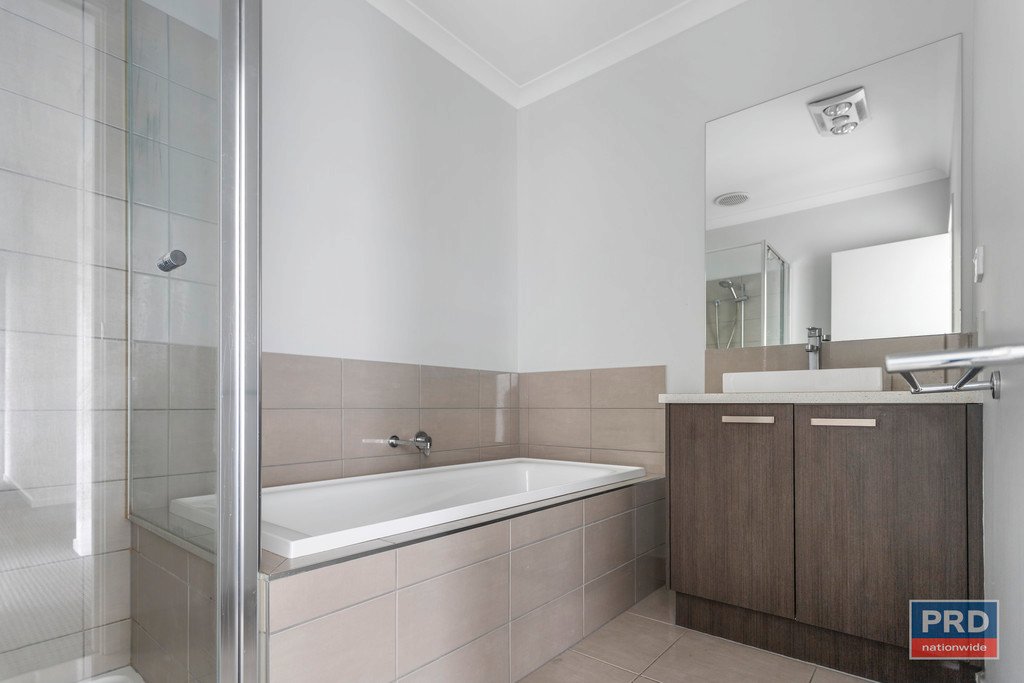 11 Rheola Drive WHITE HILLS 10