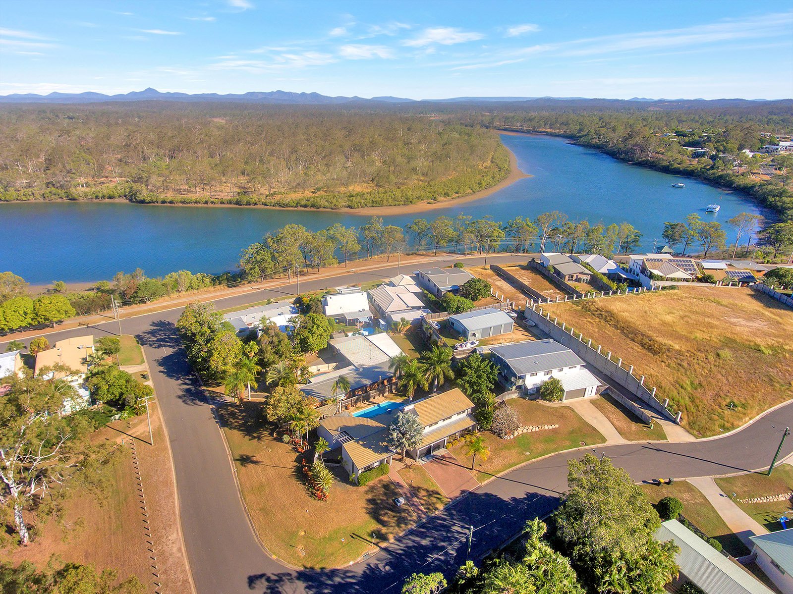 11 Richard Street BOYNE ISLAND 5